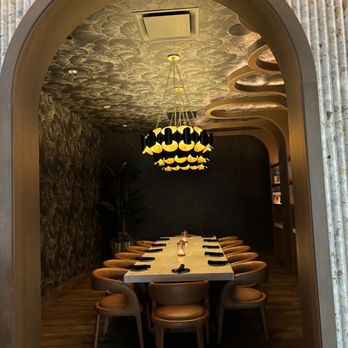 Caló Kitchen + Tequila - Cocktail Bars Near Me - Costa Mesa, California