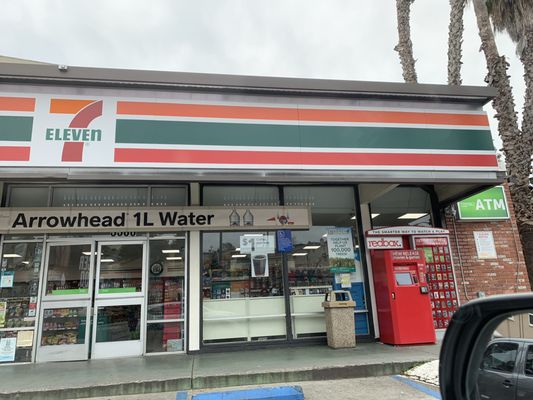 7-Eleven by null