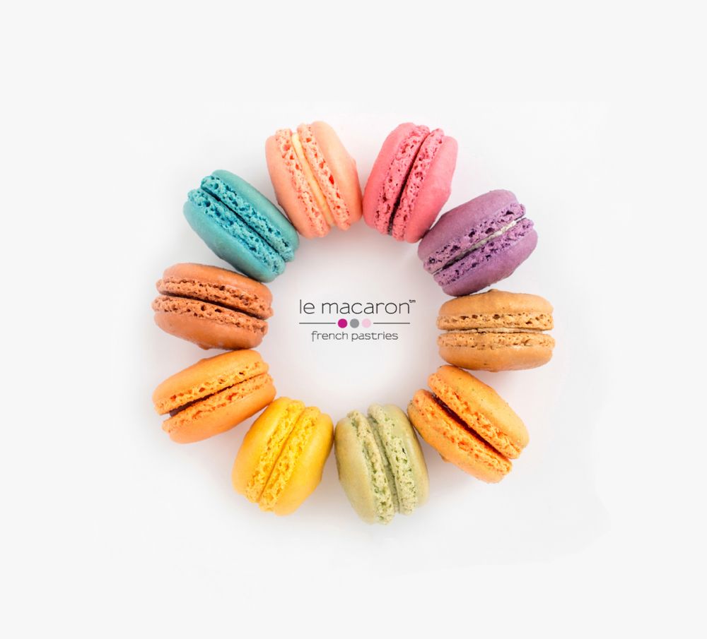 Le Macaron French Pastries Logo