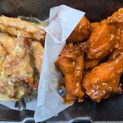 Mk Wings - Garlic Parm & Hot