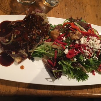 Escoba Bistro & Wine Bar - Wine Bars Near Me - Calgary, Alberta Escoba Bistro & Wine Bar - Wine Bars Near Me - Calgary, Alberta
