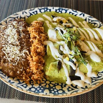 Primero Cantina - Green Chicken Enchiladas - Latin American Near Me - San Antonio, Texas Primero Cantina - Green Chicken Enchiladas - Latin American Near Me - San Antonio, Texas