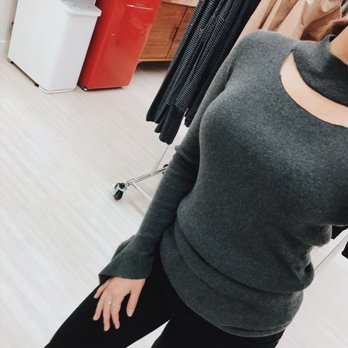Trendy Fox Boutique - This top is dead gorgeous... - Women's Clothing Near Me - Bellevue, Washington Trendy Fox Boutique - This top is dead gorgeous... - Women's Clothing Near Me - Bellevue, Washington