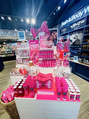 Bath & Body Works, 15606 Emerald Way, Bowie, MD 20716, US - MapQuest