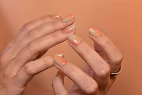 Hello Birdie Nail & Lash Lab by null