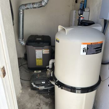 Paradise Pool & Spa - Pool filter and heater. - Pool Cleaners Near Me - Torrance, California Paradise Pool & Spa - Pool filter and heater. - Pool Cleaners Near Me - Torrance, California