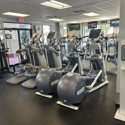 Body Shop Fitness Center - Elliptical machines