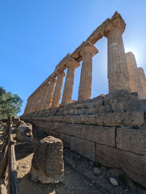 Temple of Heracles by null