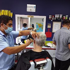 Du Placey's Barber Shop Logo