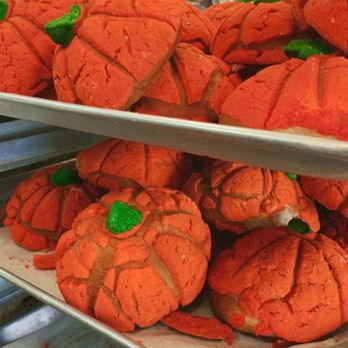 El Bolillo Bakery - Pumpkin Concha - Bakeries Near Me - Houston, Texas El Bolillo Bakery - Pumpkin Concha - Bakeries Near Me - Houston, Texas