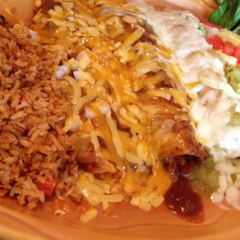 Uncle Julio's - better half's combo enchiladas (3) w/chicken and 2 beef - gettin' that one next time - Tex-Mex Near Me - Arlington, Virginia Uncle Julio's - better half's combo enchiladas (3) w/chicken and 2 beef - gettin' that one next time - Tex-Mex Near Me - Arlington, Virginia
