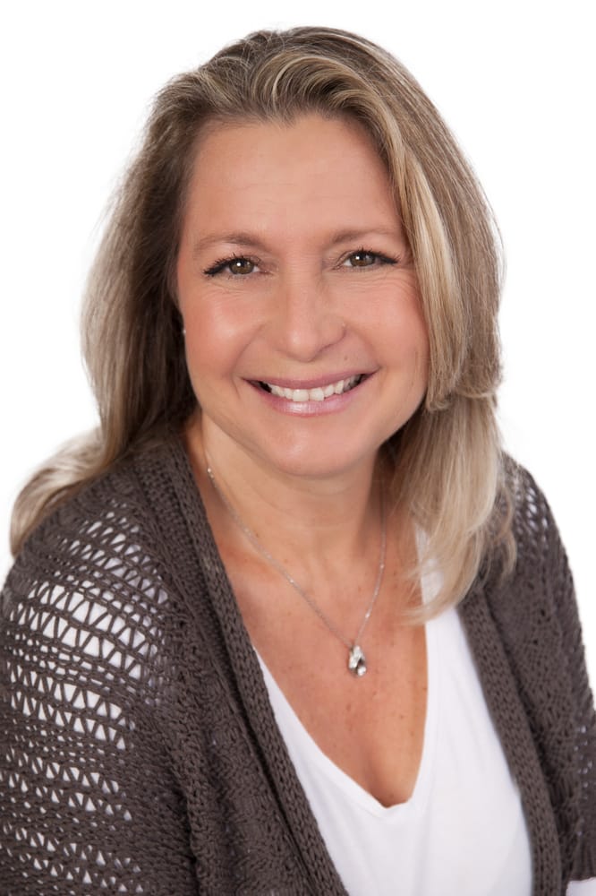 CARRI FERNANDEZBERKSHIRE HATHAWAY HOMESERVICES Updated June 2024 2060 Otay Lakes Rd, Chula