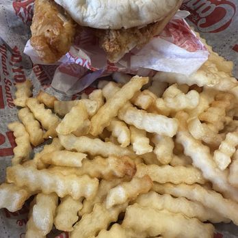 Raising Cane's Chicken Fingers - The Sandwich Combo - Fast Food Near Me - Brooklyn, New York Raising Cane's Chicken Fingers - The Sandwich Combo - Fast Food Near Me - Brooklyn, New York