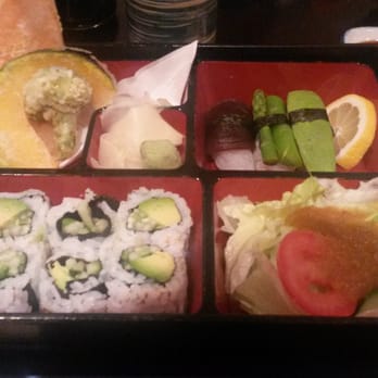 Tokyo Sushi - Bento box D - Sushi Bars Near Me - Toronto, Ontario Tokyo Sushi - Bento box D - Sushi Bars Near Me - Toronto, Ontario