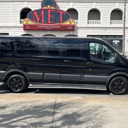 US 2 B&S Transport - Up to 7 people with luxury comfort seats.