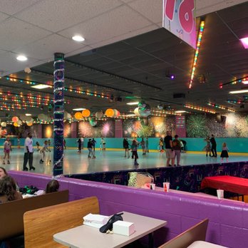 Great Skate - Inside skating - Skating Rinks Near Me - Glendale, Arizona