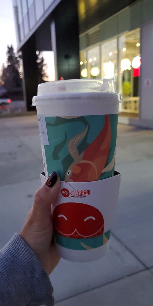 KOI FRESH FRUITS & TEA Updated June 2024 150 2414 16 Avenue NW