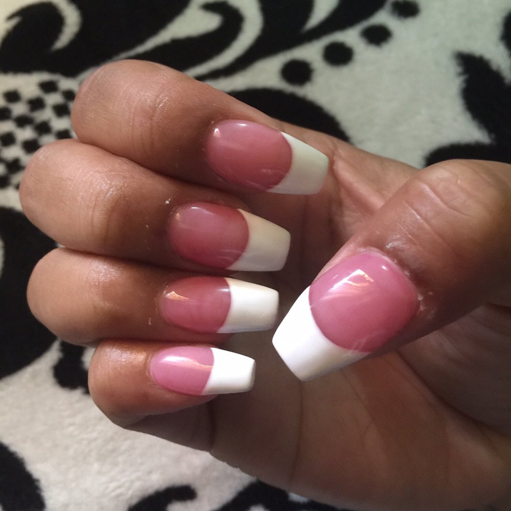 Philly's Nails and Spa - American French by Susan - Nail Salons Near Me - Philadelphia, Pennsylvania