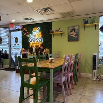 La Casa Del Mofongo - Dinning area - Caribbean Near Me - West Palm Beach, Florida