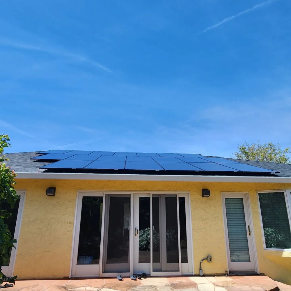 Slide of Ilum Solar