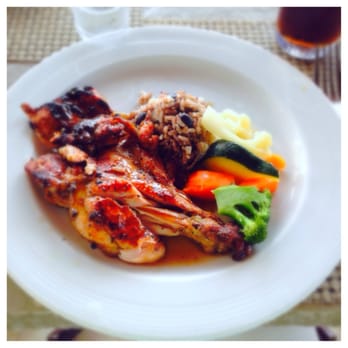 Pelicanos - Jamaican jerk chicken - Seafood Near Me - Cancún, ROO
