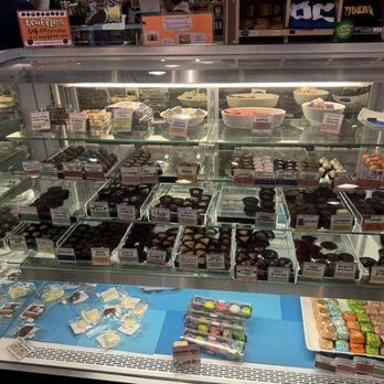 Zingerman's Next Door - Dessert display - Coffee & Tea Near Me - Ann Arbor, Michigan