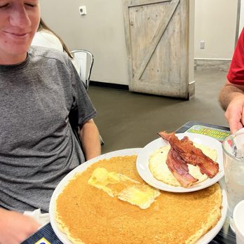 The Farmhouse - Pancake as big as your head - American Near Me - Lubbock, Texas