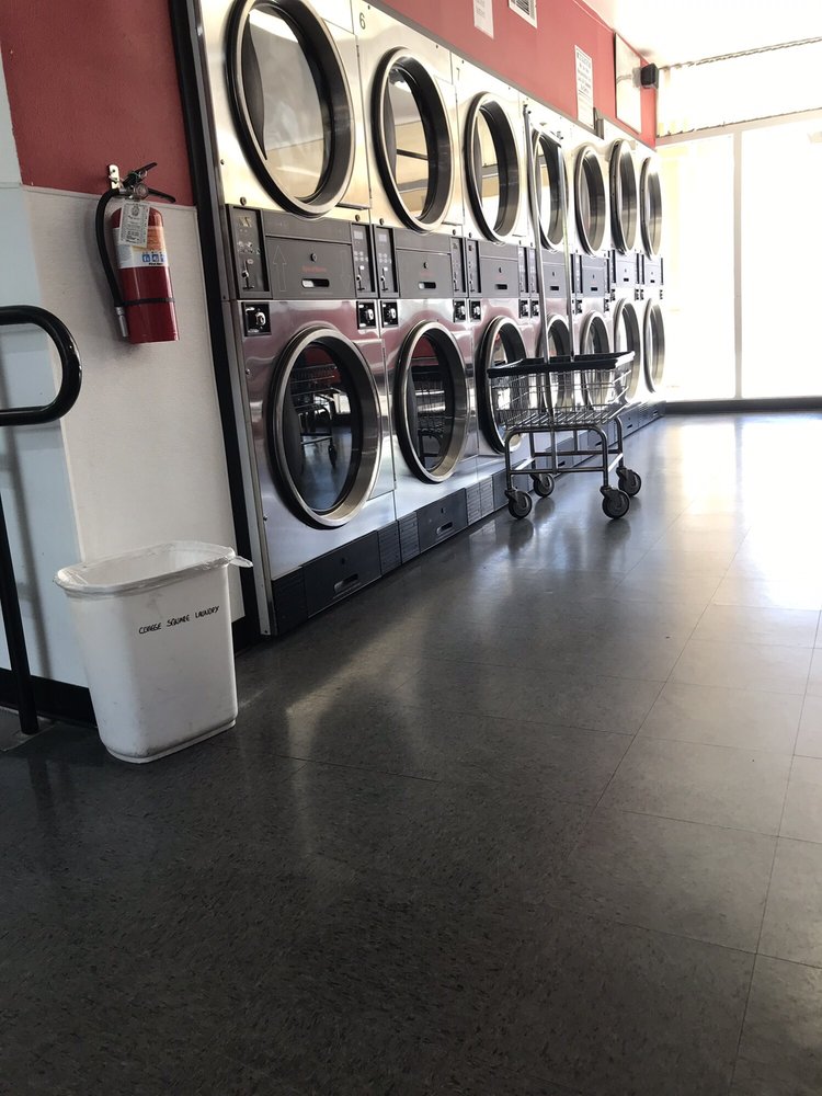 COLLEGE SQUARE COIN LAUNDRY Updated September 2024 156 N Ashwood