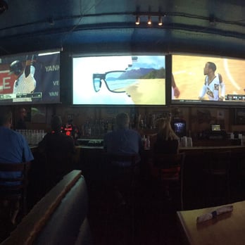 Jack Flats - Pano of a few of the big screen TVs. - American Near Me - Key West, Florida Jack Flats - Pano of a few of the big screen TVs. - American Near Me - Key West, Florida