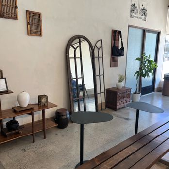 Way Home Coffee - Interior - Coffee & Tea Near Me - Los Angeles, California Way Home Coffee - Interior - Coffee & Tea Near Me - Los Angeles, California