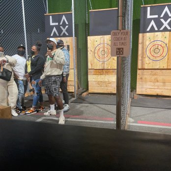 LA AX - Family date night - Axe Throwing Near Me - North Hollywood, California LA AX - Family date night - Axe Throwing Near Me - North Hollywood, California
