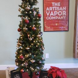 Artisan Vapor & CBD Collins
