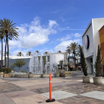 Long Beach Towne Center - Shopping Centers Near Me - Long Beach, California Long Beach Towne Center - Shopping Centers Near Me - Long Beach, California