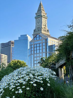 Christopher Columbus Waterfront Park by null