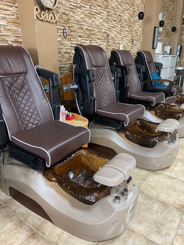 Kute Nails Spa Logo