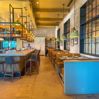 etta - Bar counter - New American Near Me - Scottsdale, Arizona
