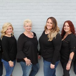 Mel's Beauty & Barbering
