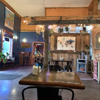 Elender’s - Dining area - Burgers Near Me - Thomas, West Virginia