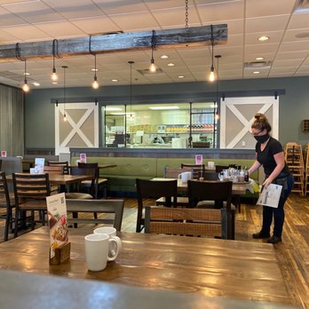 First Watch - A very simple simple space. - Cafes Near Me - Lady Lake, Florida