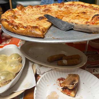 Bloomingdale Pizza - Pizza Near Me - Valrico, Florida