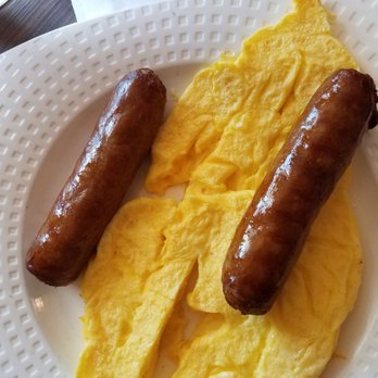 Annadale terrace  - Sausages and scrambled eggs (from Hungryman menu) - Bars Near Me - Annadale, New York