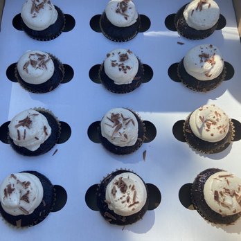 Candra's Delightful Desserts - Chocolate Coffee cupcakes - Desserts Near Me Candra's Delightful Desserts - Chocolate Coffee cupcakes - Desserts Near Me