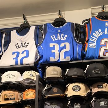 Lids - Sports Wear Near Me - Dallas, Texas Lids - Sports Wear Near Me - Dallas, Texas