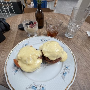 Eska - breakfast Karlin - Bakeries Near Me - Prague, Puerto Rico