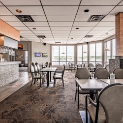 Waters Edge Restaurant and Lounge