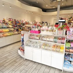 Sweets From Heaven - Interior. 3/30/2025