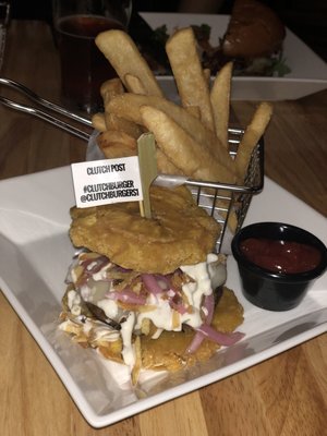 Clutch Burger by null