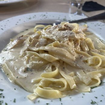 Sofia's - Chicken Alfredo - Italian Near Me - San Juan, Puerto Rico