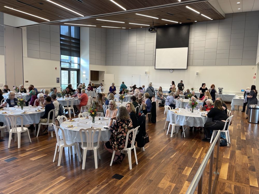 YORBA LINDA PUBLIC LIBRARY Updated June 2024 114 Photos & 36