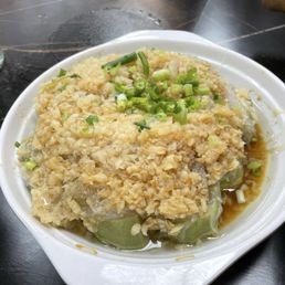 Steamed loofah with garlic & vermicelli noodles